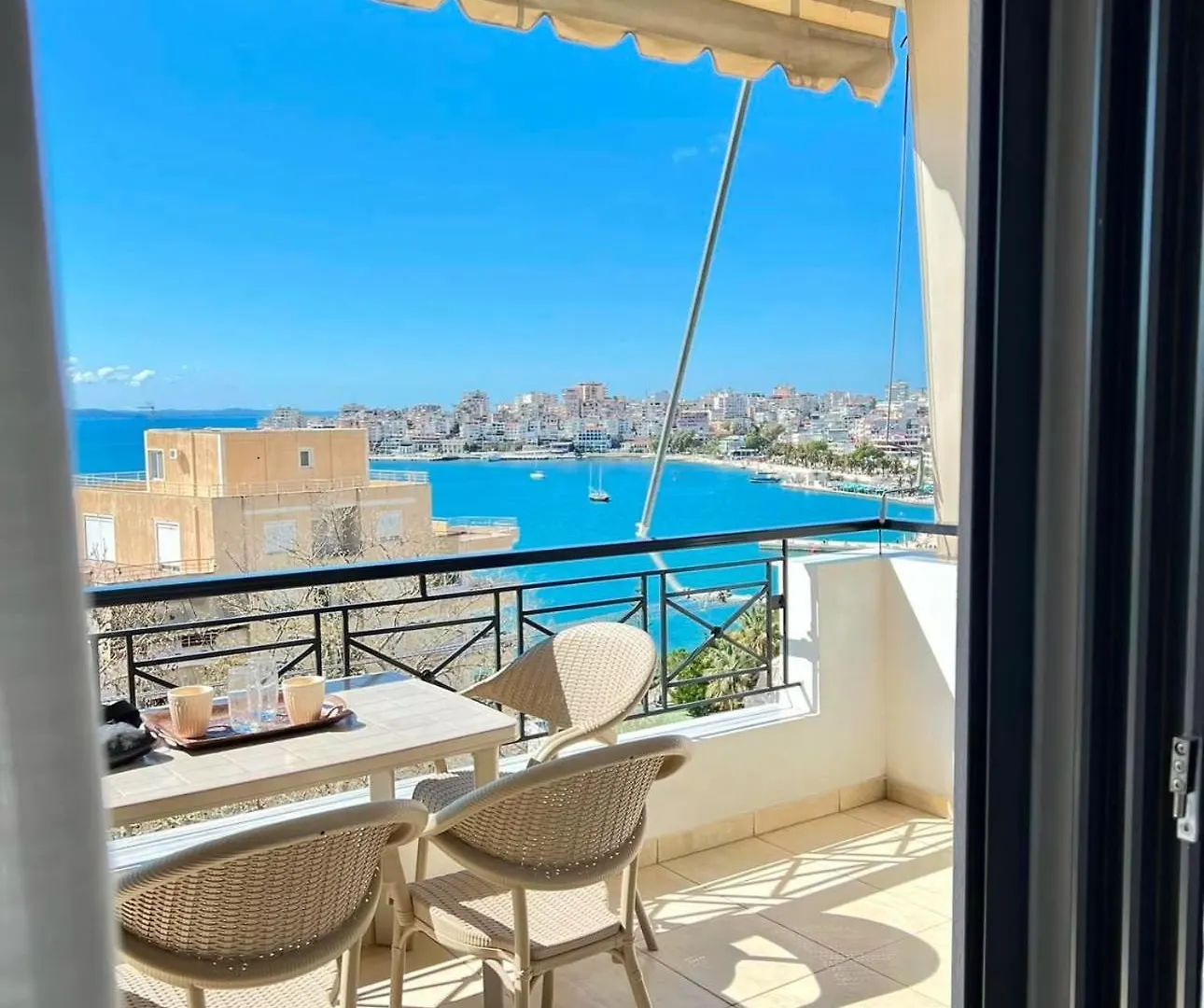 Jt Sea View Apartment Sarande 0*,  Albania
