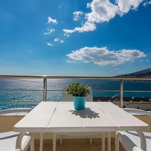 Blue Sea Appartement